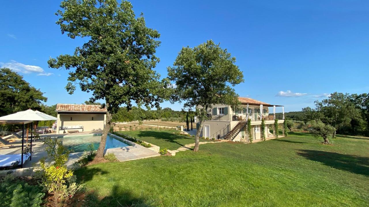 カンファナル Casa Conte Istriaヴィラ エクステリア 写真