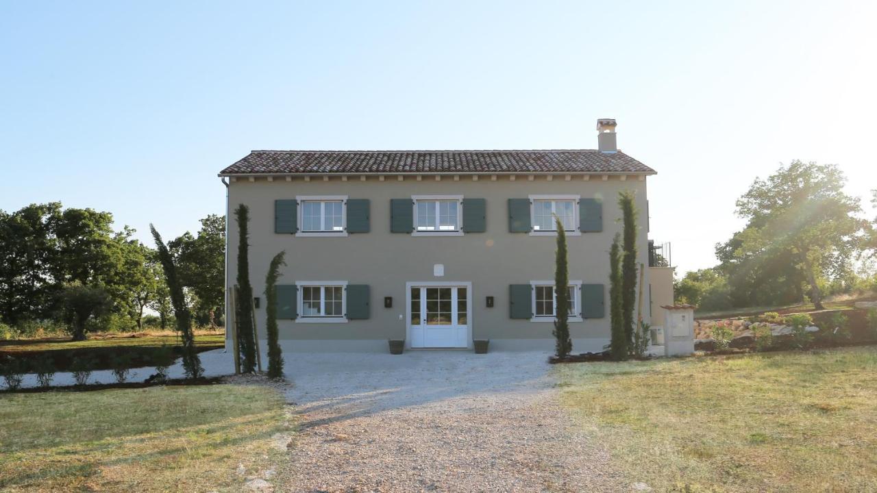 カンファナル Casa Conte Istriaヴィラ エクステリア 写真