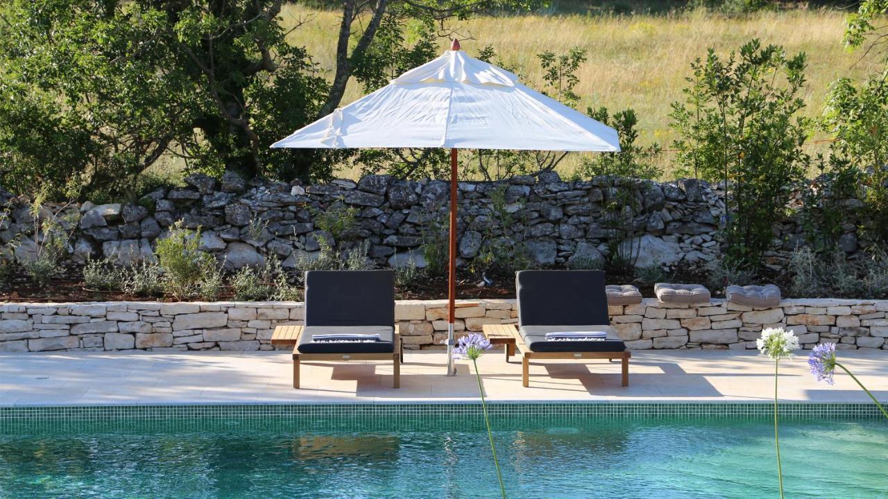 カンファナル Casa Conte Istriaヴィラ エクステリア 写真