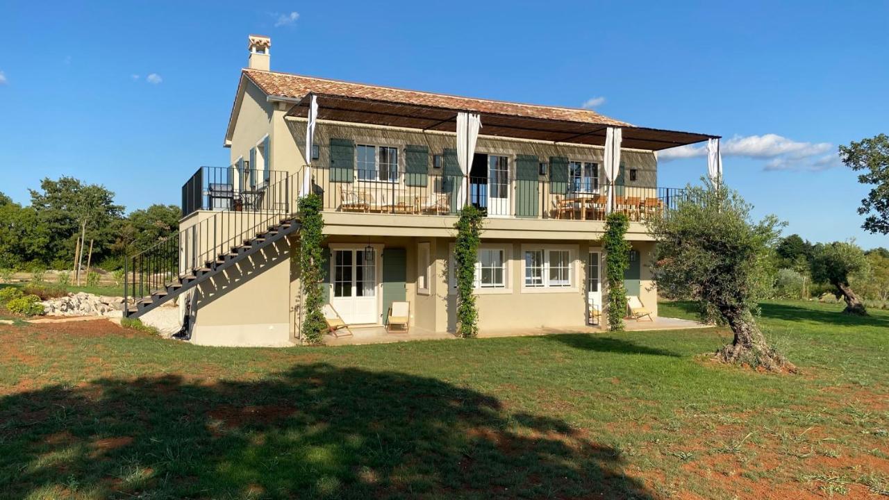 カンファナル Casa Conte Istriaヴィラ エクステリア 写真